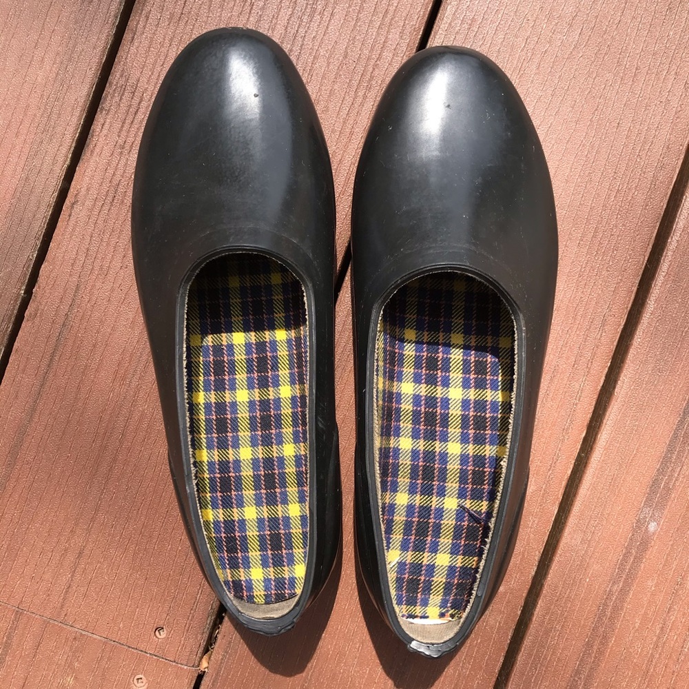 Eddie Bauer Gardening Shoes